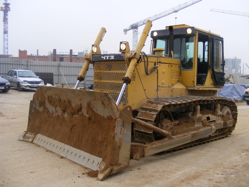 ЧТЗ 170 бульдозер