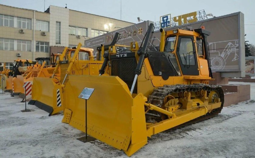 ЧТЗ УРАЛТРАК Челябинский тракторный завод