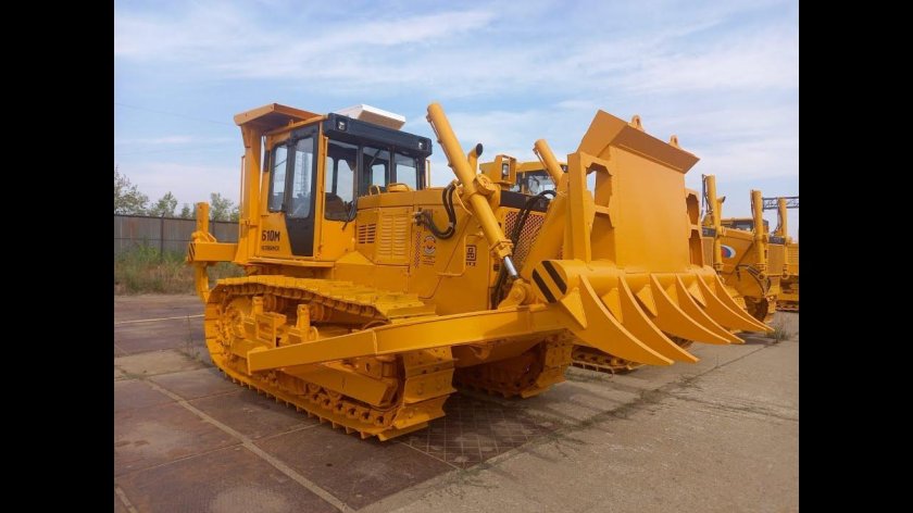 Бульдозер б14.6020Ен