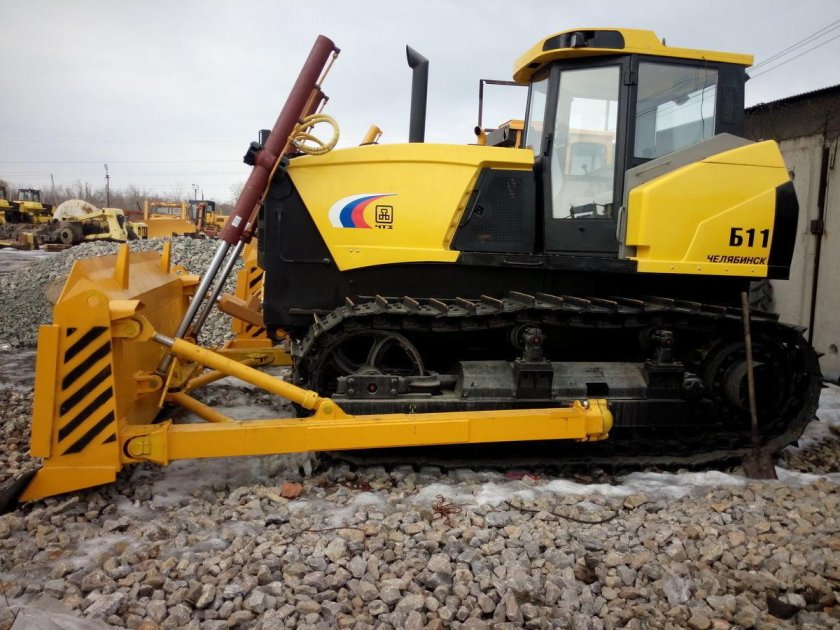 Трактор ЧТЗ б11