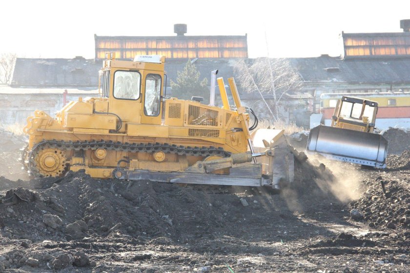 ДЭТ-250 трактор