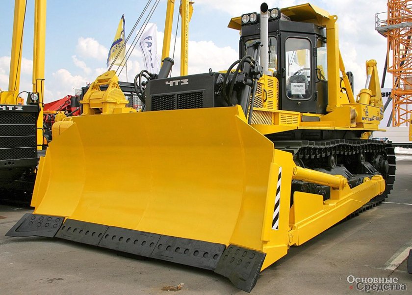 Бульдозеры 79 КВТ (108 Л.С.)