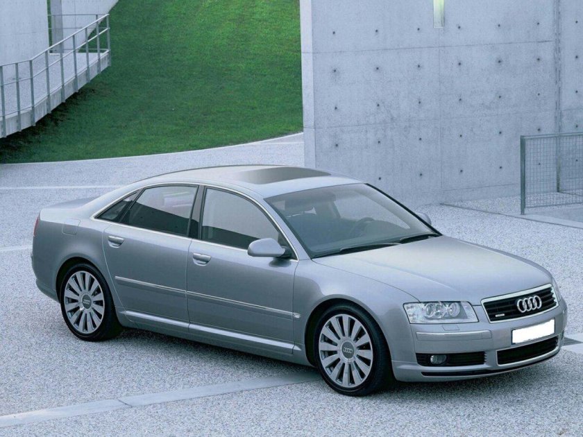 Ауди а8 2003