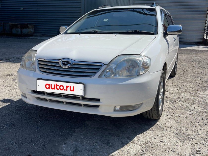 Тойота королла филдер 2001