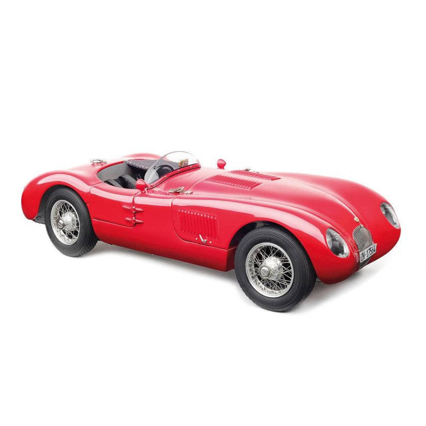 Модель 1:18 Ягуар