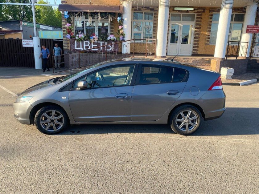 Серая хонда