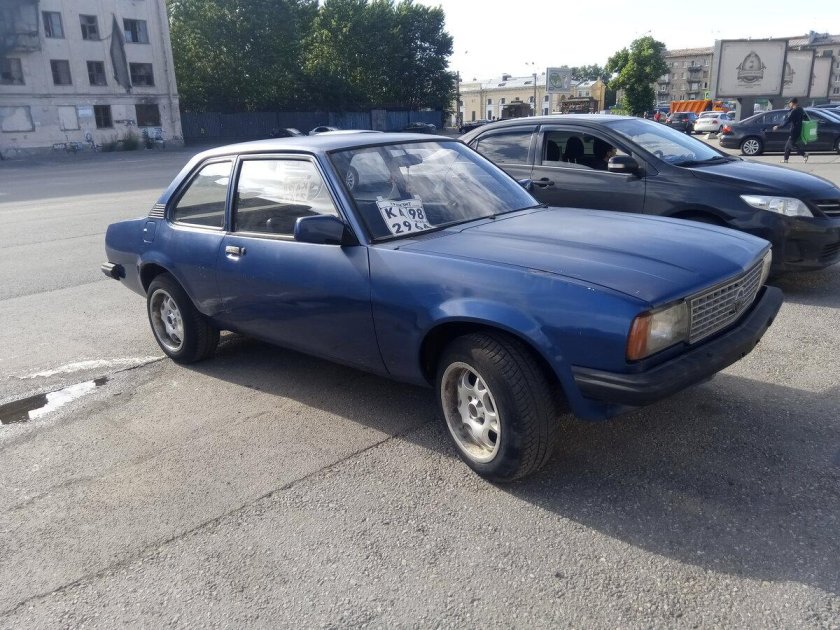 Опель аскона б