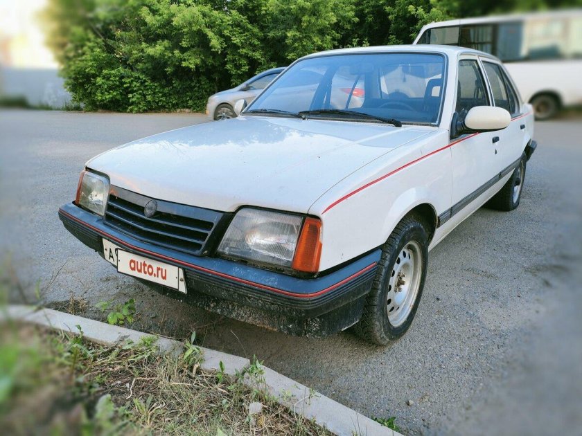 Опель Аскона 1983