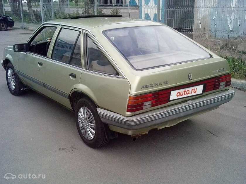 Опель Аскона 1986 хэтчбек
