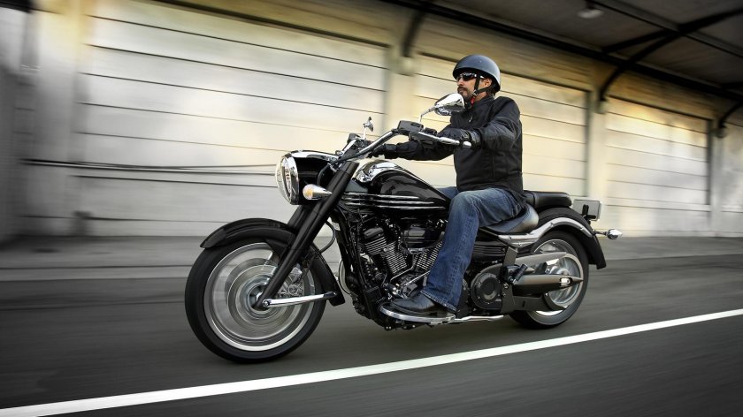 Yamaha Midnight Star 1900