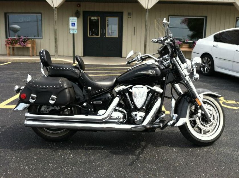 Yamaha Midnight Star 1700