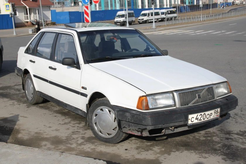 Volvo 440 1991