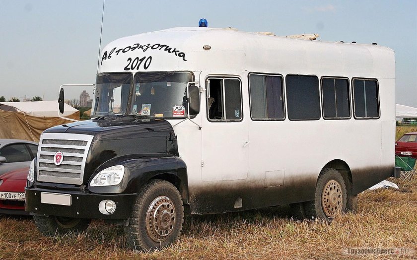 КАВЗ-3976 автодом