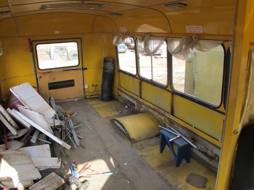 Автобус КАВЗ 3976 автодом