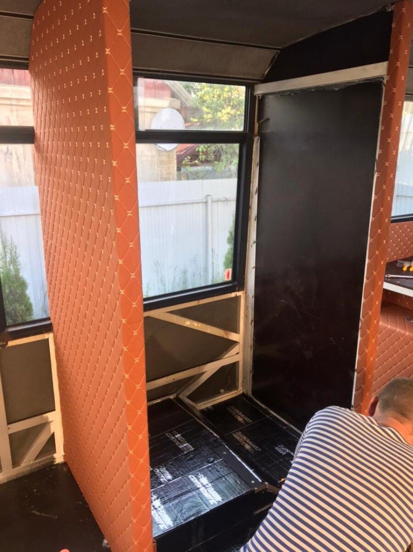 Обшивка салона