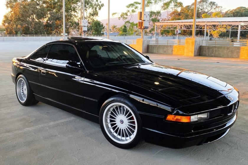 BMW 850 CSI