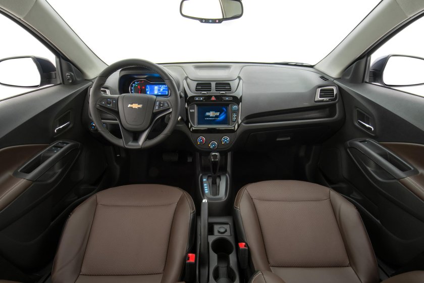 Chevrolet Cobalt 2022 салон
