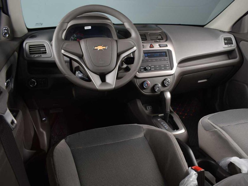 Шевроле кобальт 2022