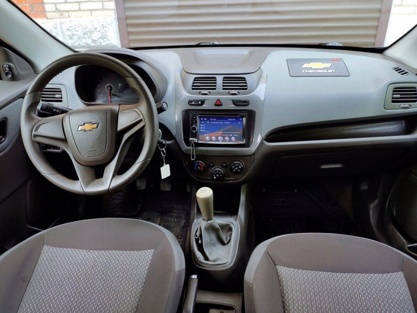 Cobalt chevrolet 2013 салон