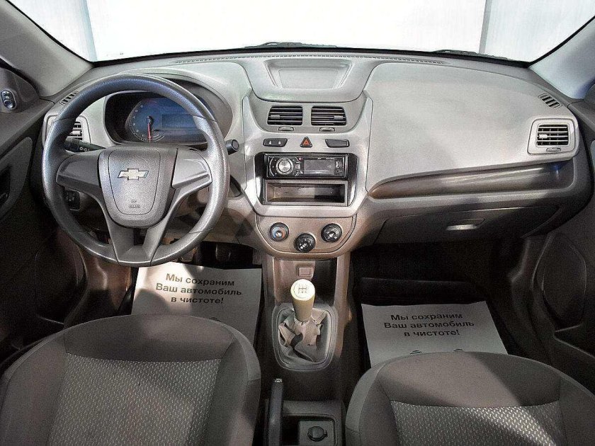 Chevrolet Cobalt салон