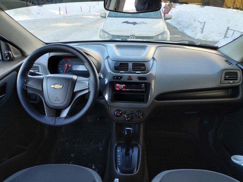 Cobalt Chevrolet 2013 салон
