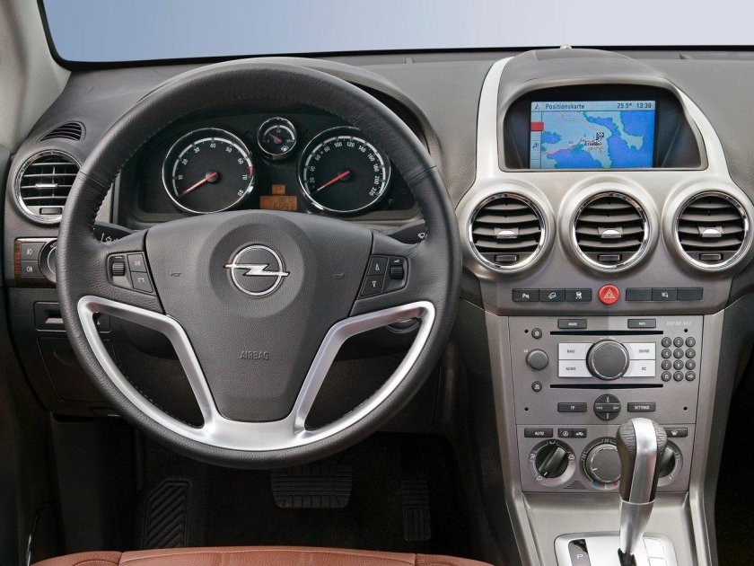 Opel Antara 2007 салон