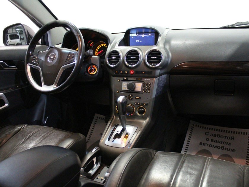 Opel Antara 3.2
