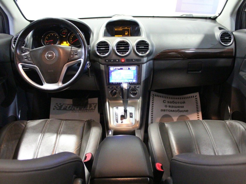 Opel Antara 2.4 салон