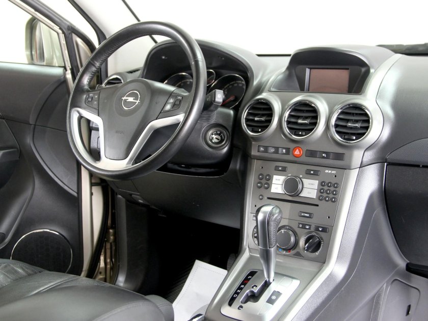 Опель Антара 2011