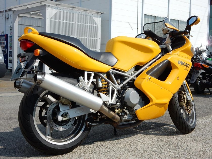 Ducati st4