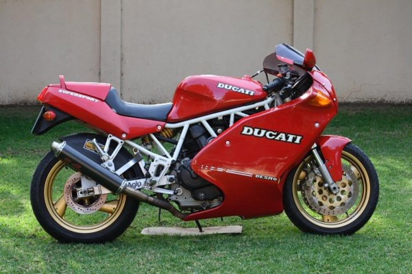 Ducati Supersport 750