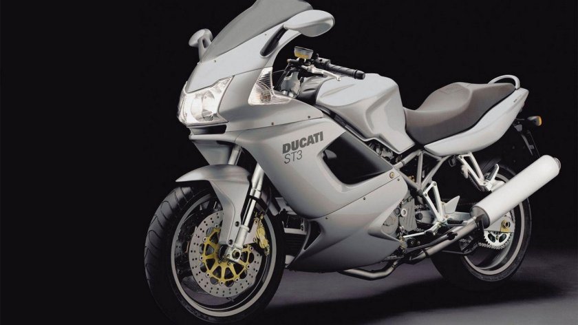 Ducati st3