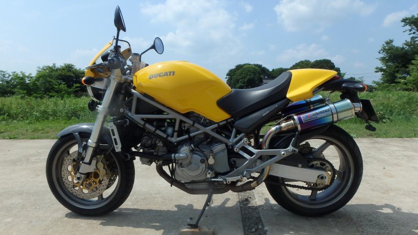 Ducati Monster 900 клипоны
