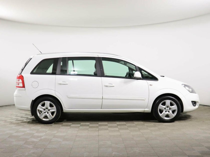 Опель зафира 2012 белый