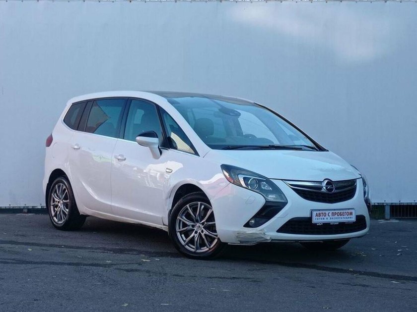 Opel zafira 2015