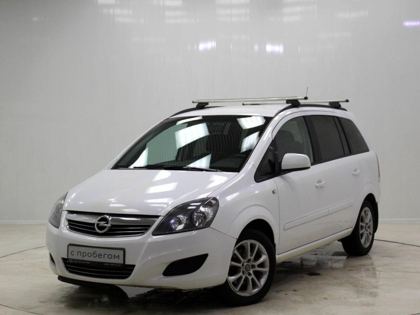 Опель Зафира 2012 белый