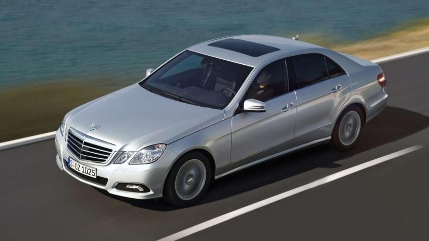 Мерседес 226 кузов