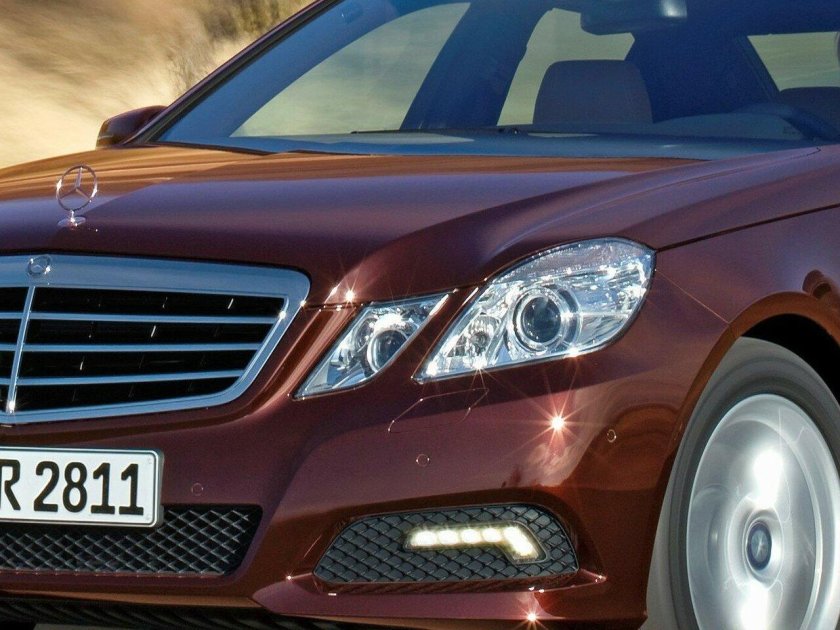 W212 с знаком Майбах