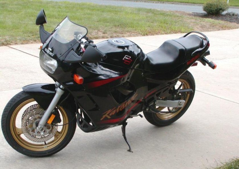 Suzuki GSX 600 F