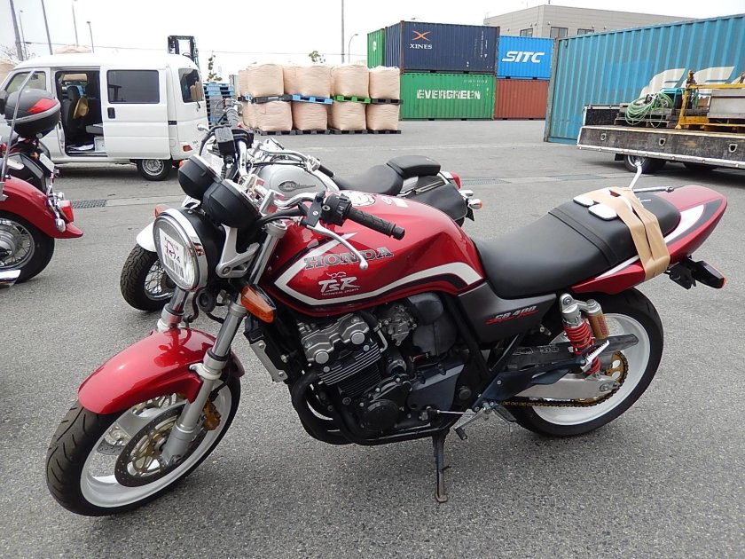 Honda 400 кубов