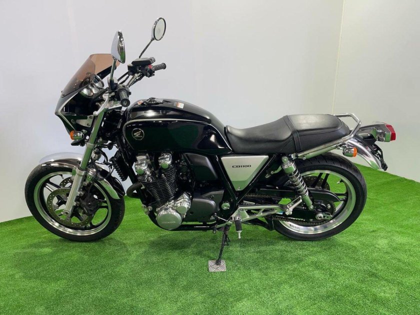 Honda cb 1100
