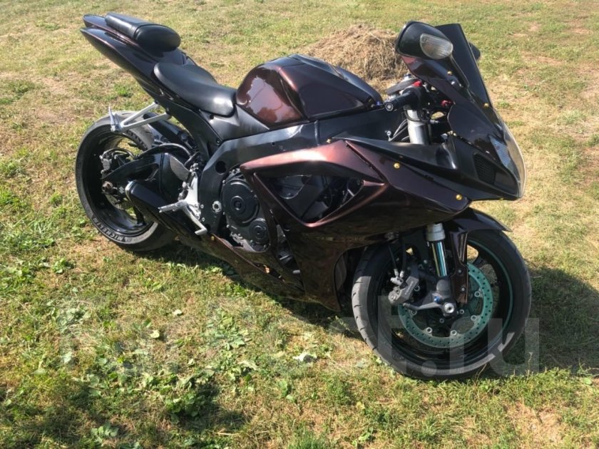 Сузуки 750 кубов