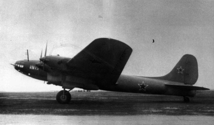 ТБ-7 бомбардировщик