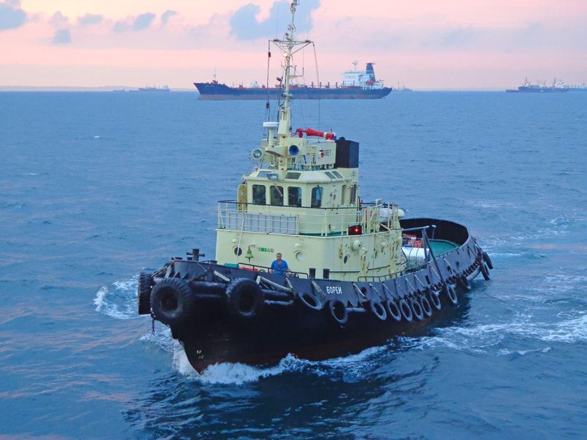 Буксир кантовщик проект 498