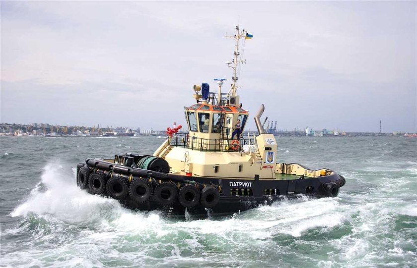 Буксир толкач морской