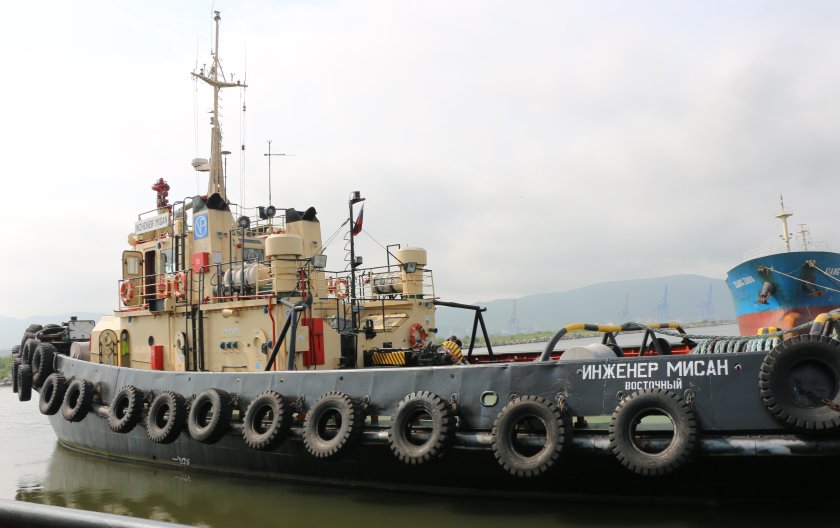 Буксир инженер Мисан