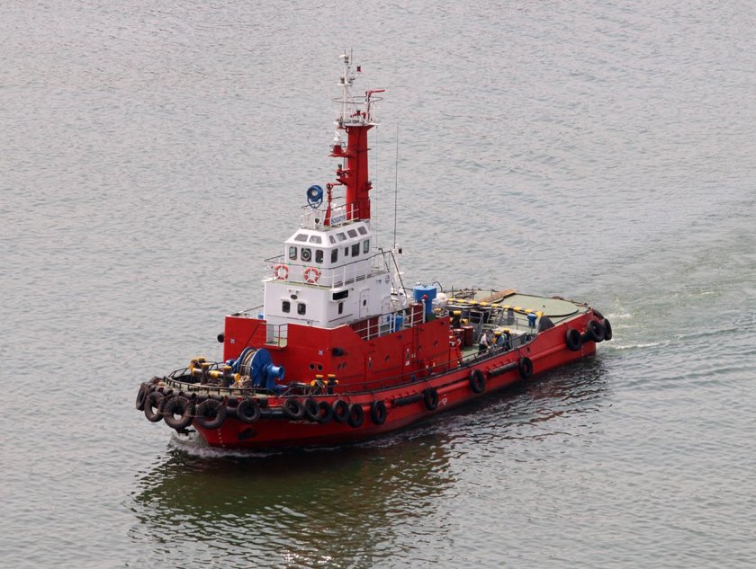 Буксир богатырь Владивосток