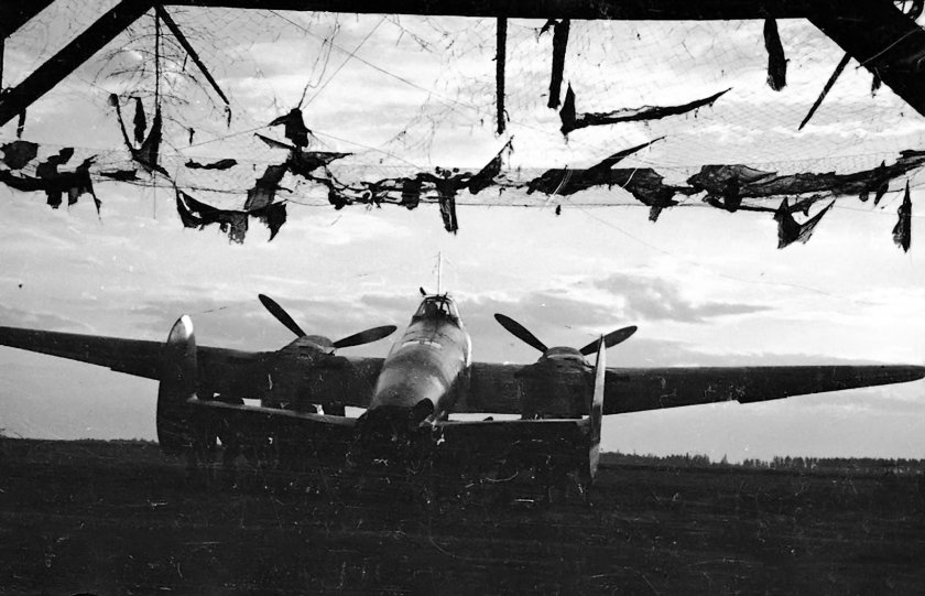 Хроника пикирующего бомбардировщика пе 2