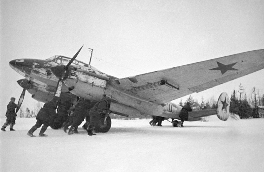 Петляков пе-2