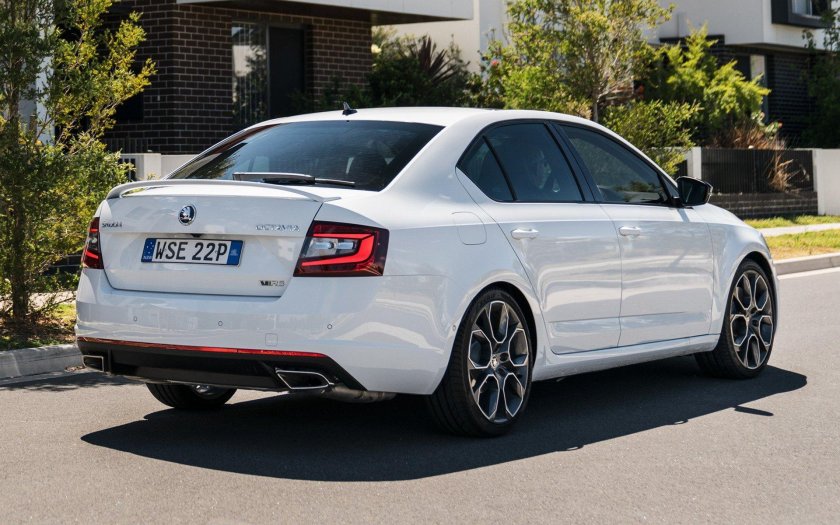 Skoda Octavia RS 245